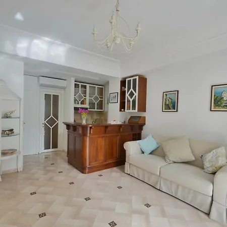 Apartmán Casa Gadeamus Via Le Botteghe 12 Capri